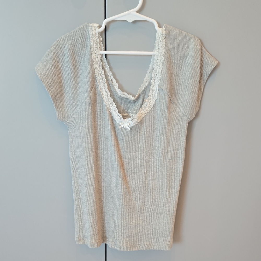 Aeropostale Lace-Trim Ribbed Top - Light Gray with White Trim